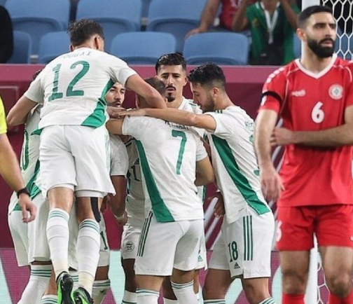 تبون يواسي لاعبي منتخب الجزائر بعد مغادرة بطولة أمم افريقيا